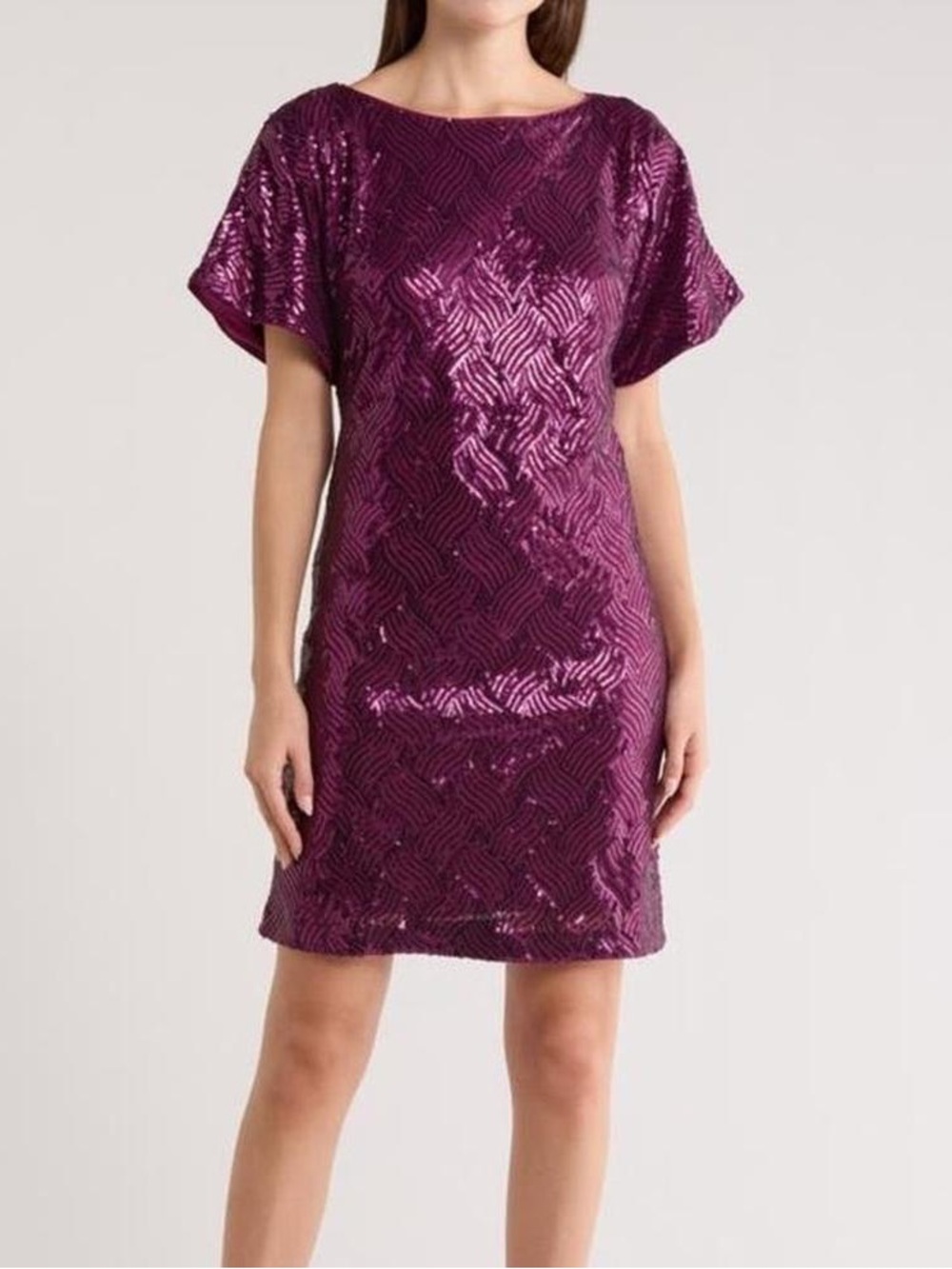 Vince Camuto Purple sequin dress with wavy pattern
